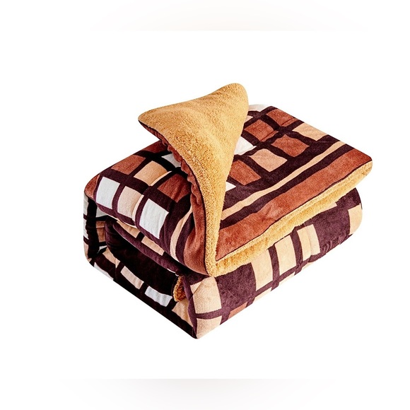 Super Soft 3 Piece Set Comforter - Picture 3 of 5